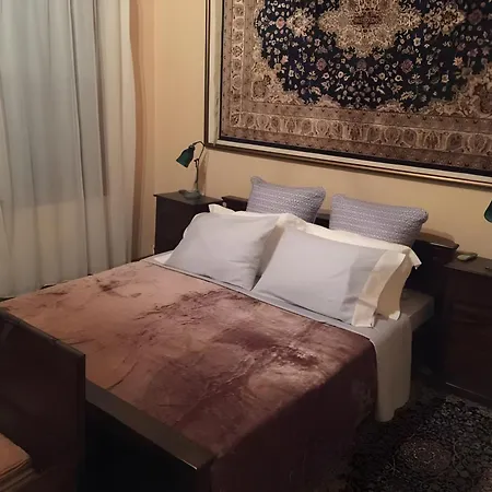 The Knight And The Pomegranate - Villa Rhodes City